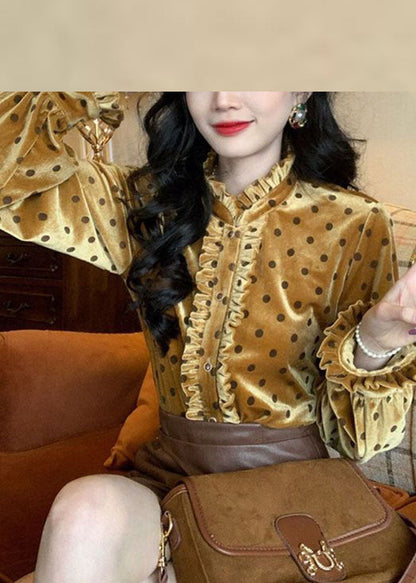 Classic Vintage Shirt with a Flattering Fit