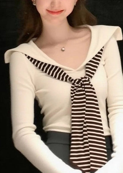 Well Tailored Top with a Graceful Silhouette