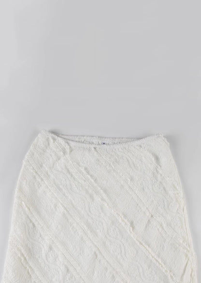 Gracefully Styled Garment for Any Occasion
