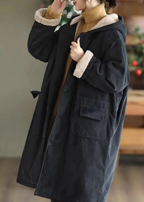Elegantly Styled Coat for Everyday Wear