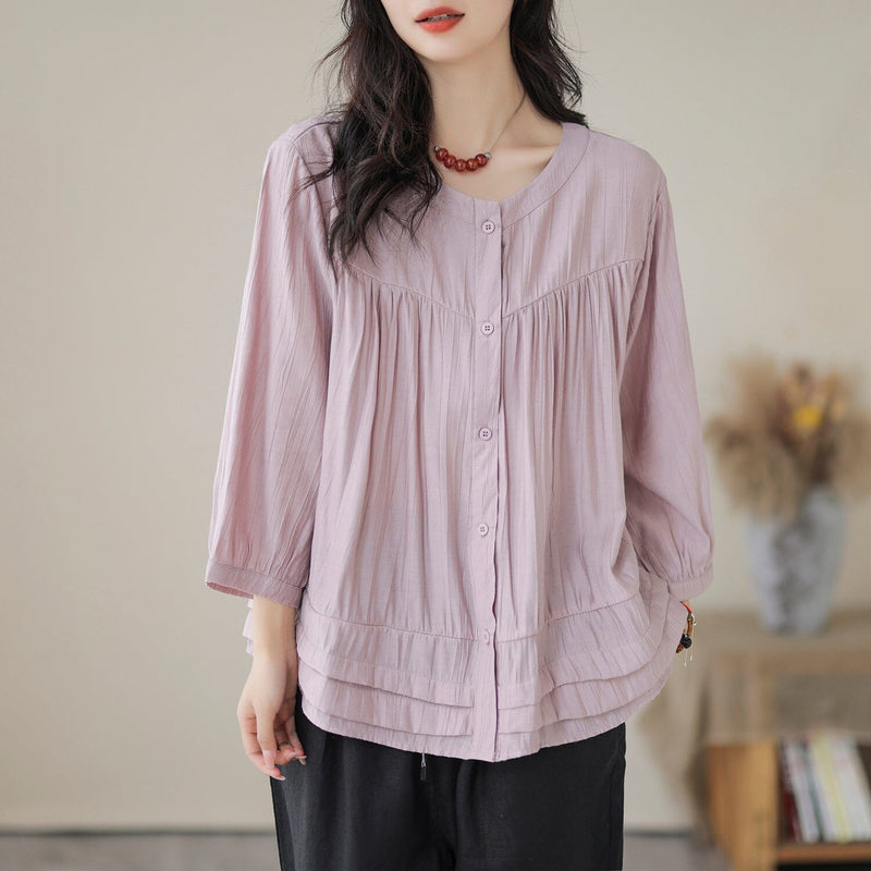 Classic Vintage Blouse with a Flattering Fit