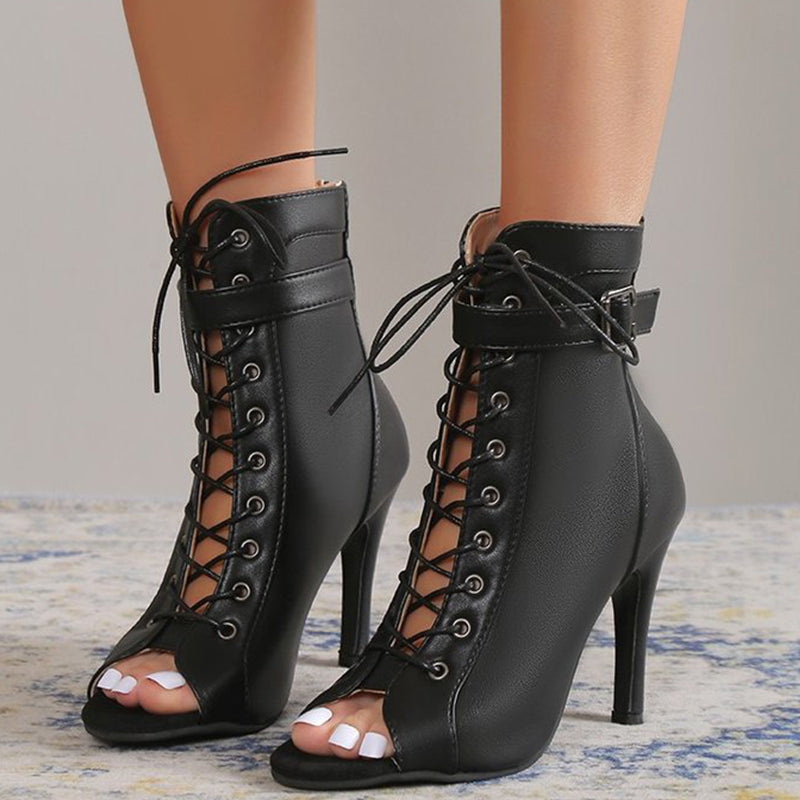 Beautifully Crafted Orthopedic Shoes
