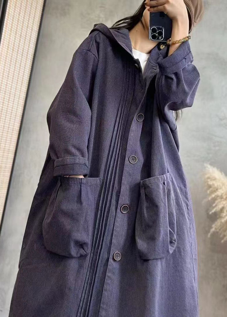 Well Tailored Coat with a Graceful Silhouette