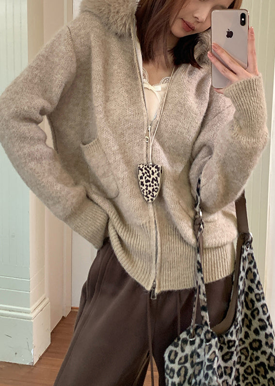 Beautifully Finished Coat in a Timeless Design
