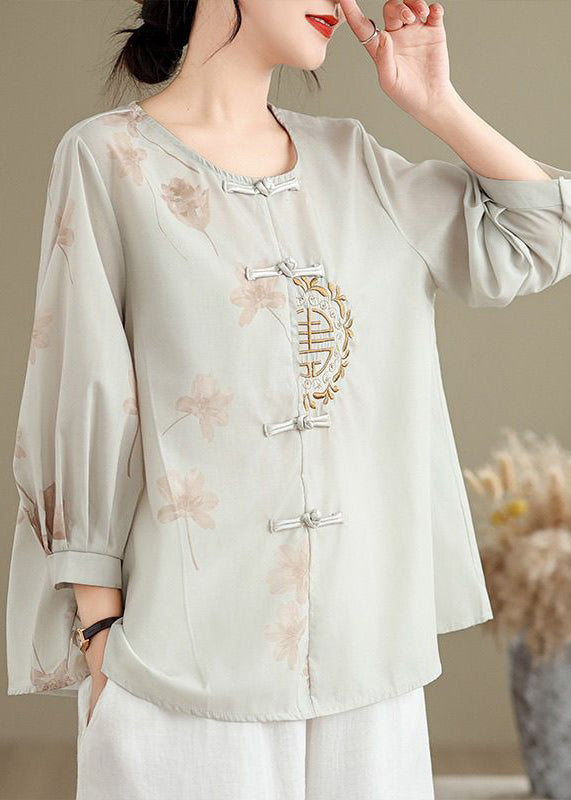 A Vintage Style Shirt with Delicate Timeless Details