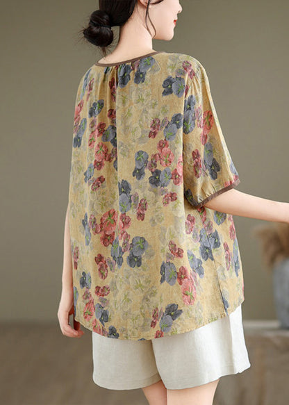 Classic Vintage Shirt with a Flattering Fit