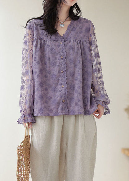 Effortlessly Elegant Top with a Timeless Design