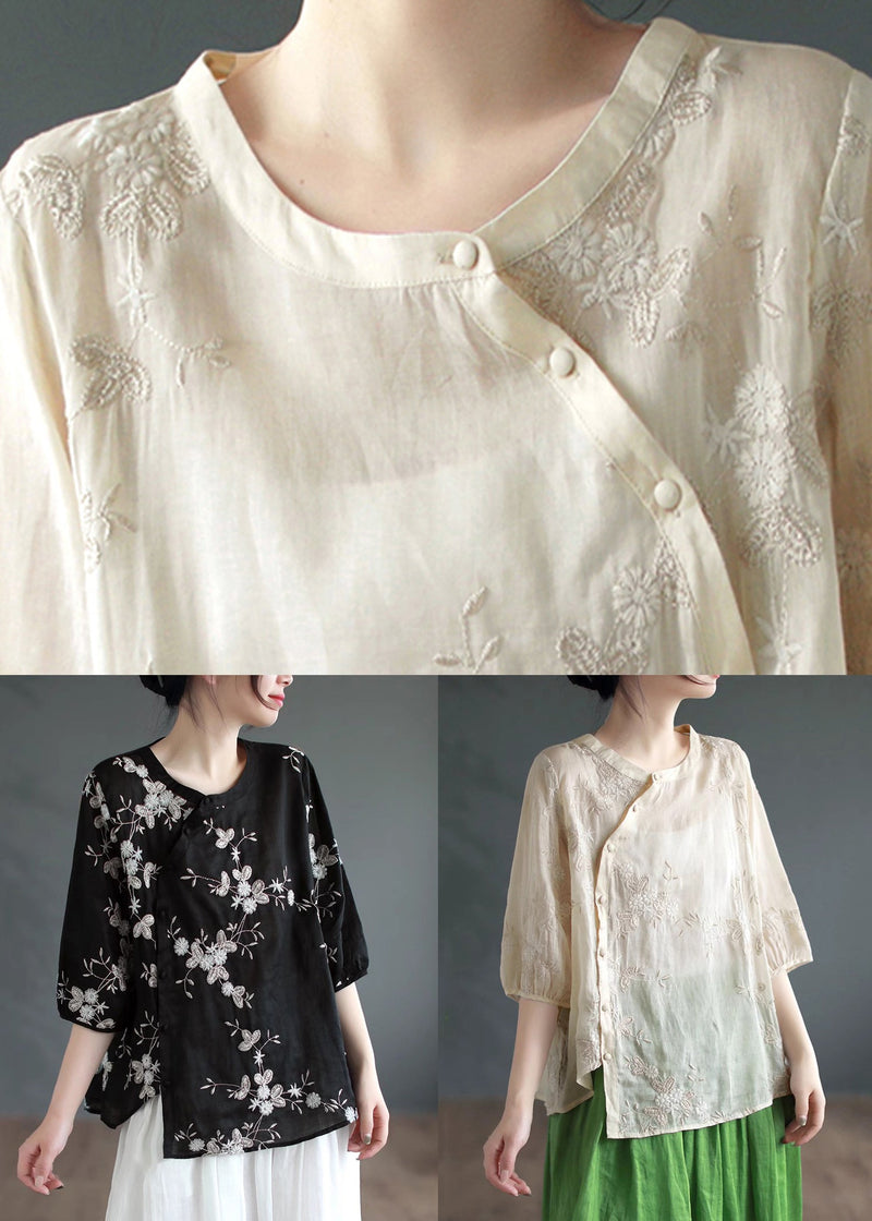 Effortlessly Elegant Blouse with a Timeless Design