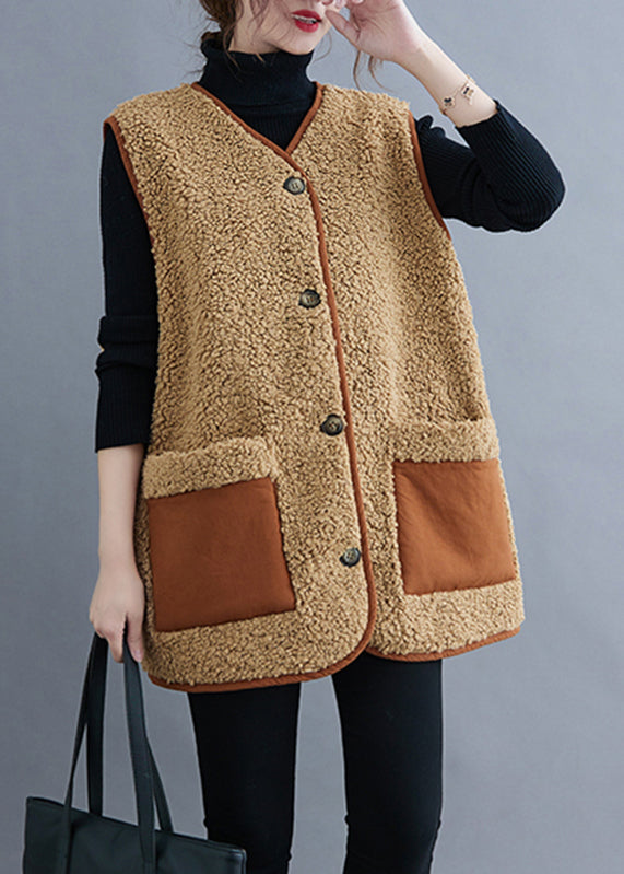 Effortlessly Elegant Coat with a Timeless Design