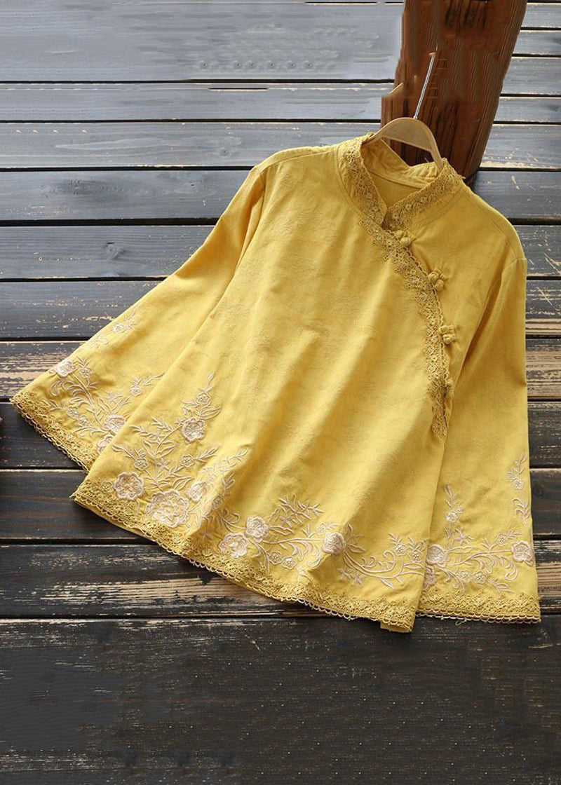 Classic Vintage Shirt with a Flattering Fit