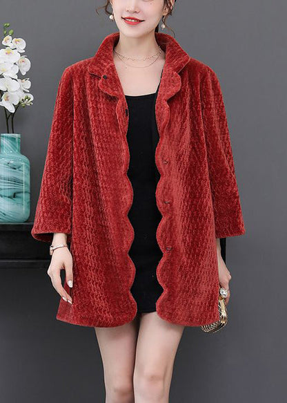 Well Tailored Jacket with a Graceful Silhouette