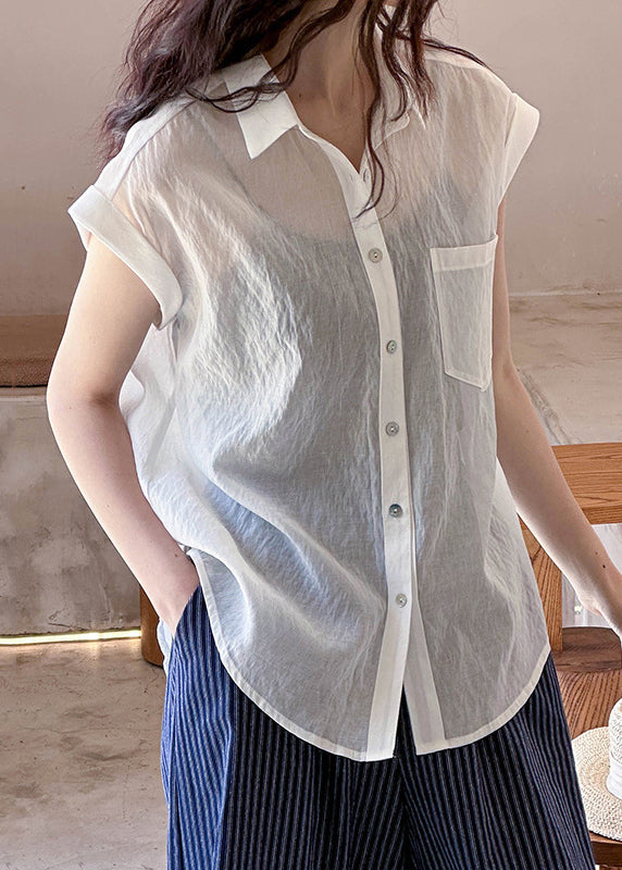 Classic Vintage Blouse with a Flattering Fit