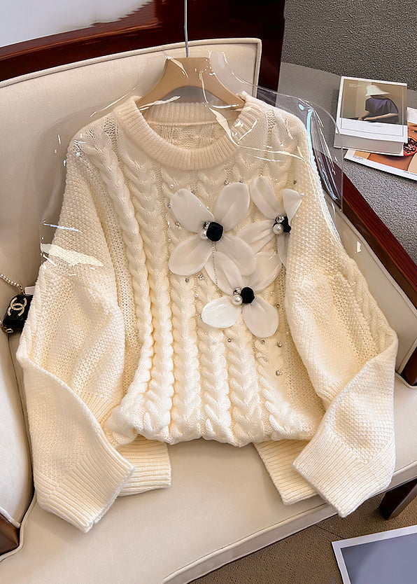 Beautifully Finished Sweater in a Timeless Design