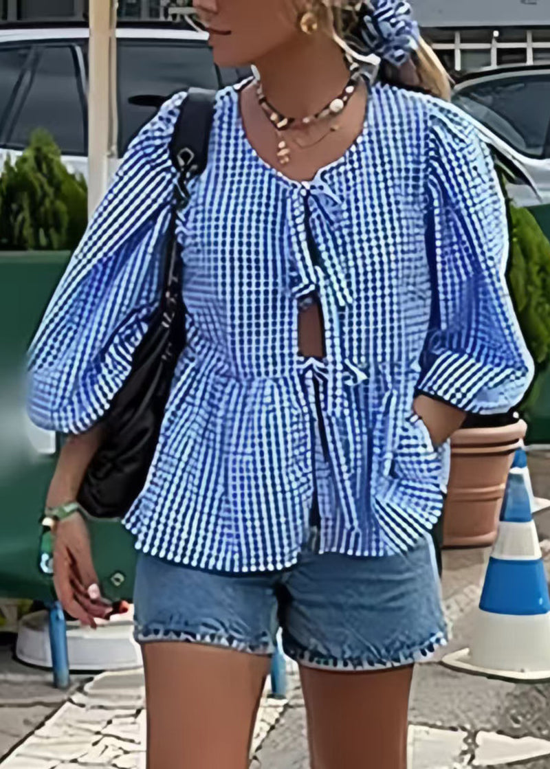 Classic Vintage Shirt with a Flattering Fit