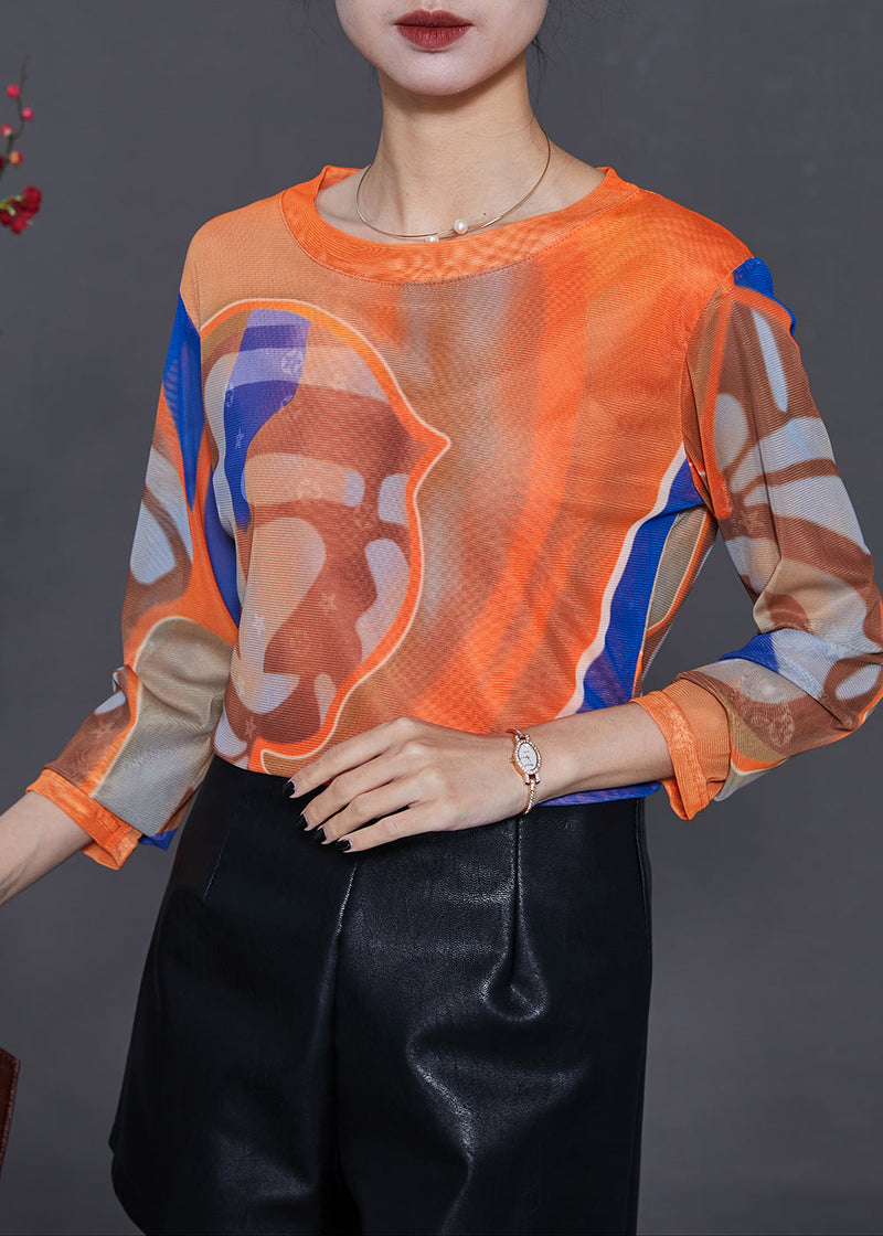 Classic Vintage Blouse with a Flattering Fit