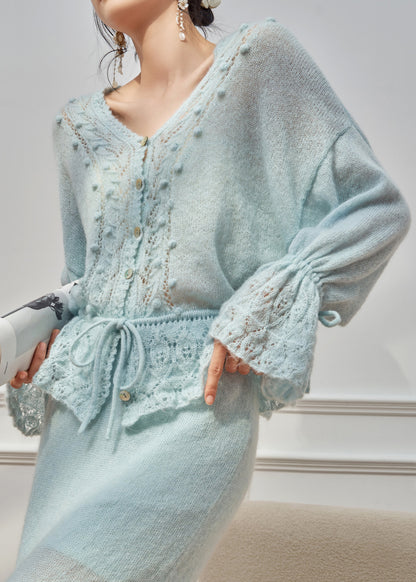 Effortlessly Elegant Sweater with a Timeless Design