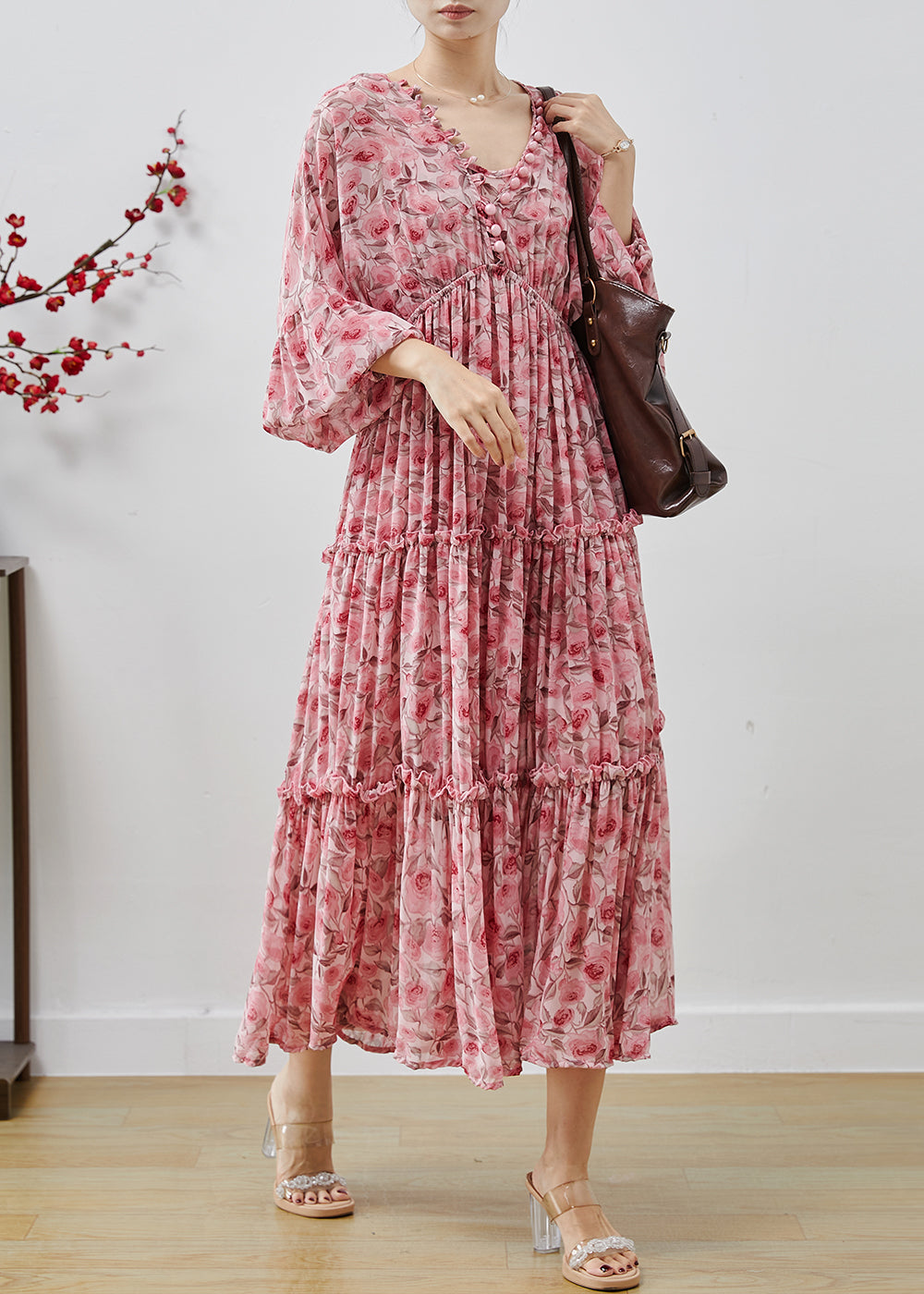 Sophisticated Dress with a Clean Classic Look
