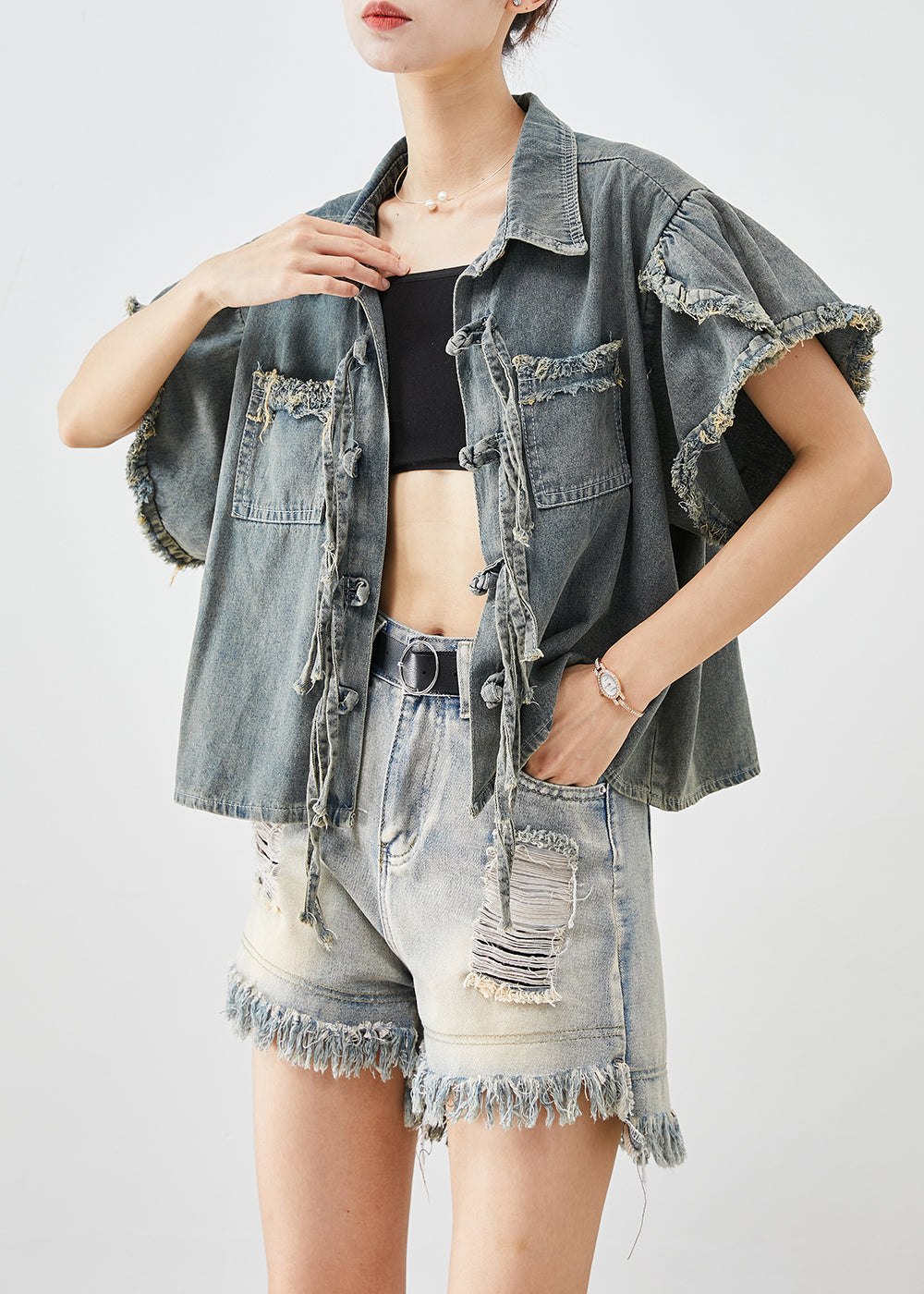 Classic Vintage Shirt with a Flattering Fit