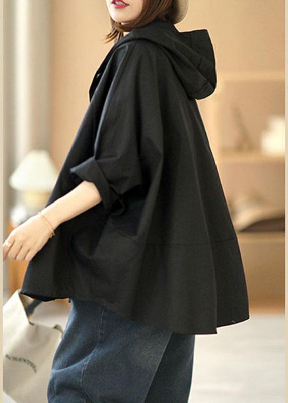 Gracefully Styled Coat for Any Occasion