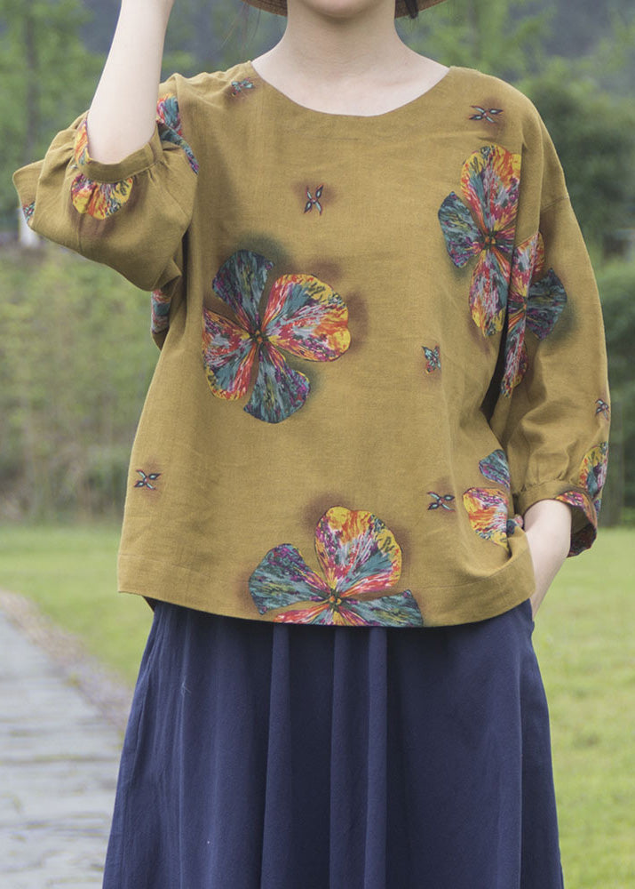 A Vintage Style Top with Delicate Timeless Details