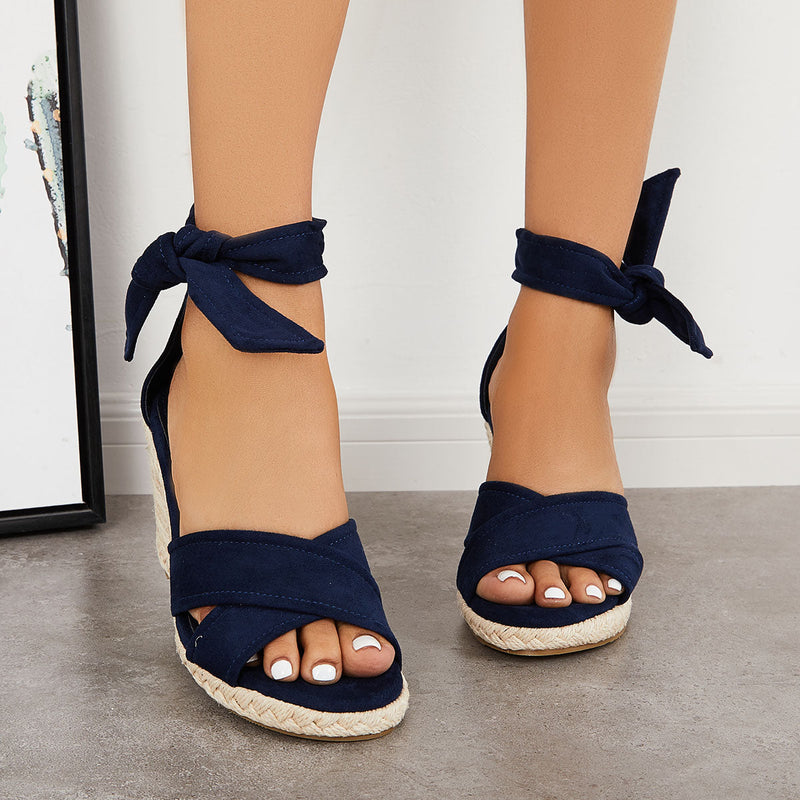 Graceful Orthopedic Sandals for Modern Look
