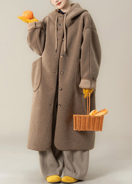 Classic Vintage Coat with a Flattering Fit