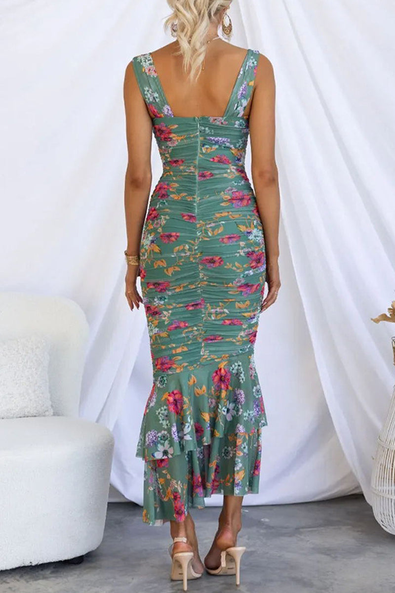 Classic Vintage Dress with a Flattering Fit