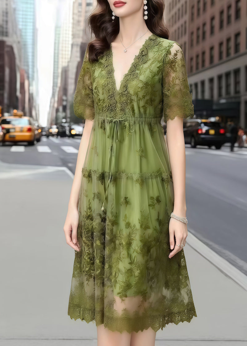 Beautifully Crafted Dress in a Classic Style
