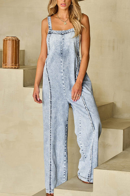 Effortlessly Elegant Garment with a Timeless Design