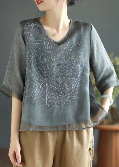 Polished Top with an Effortless Classic Look