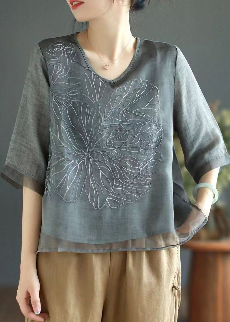 Polished Top with an Effortless Classic Look
