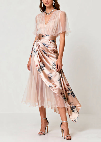 Beautifully Crafted Dress in a Classic Style