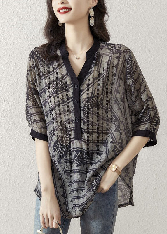 Beautifully Finished Top in a Timeless Design