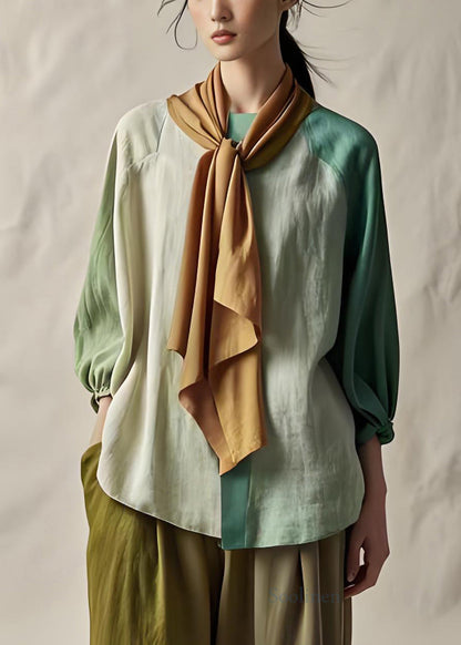 Sophisticated Blouse with a Clean Classic Look