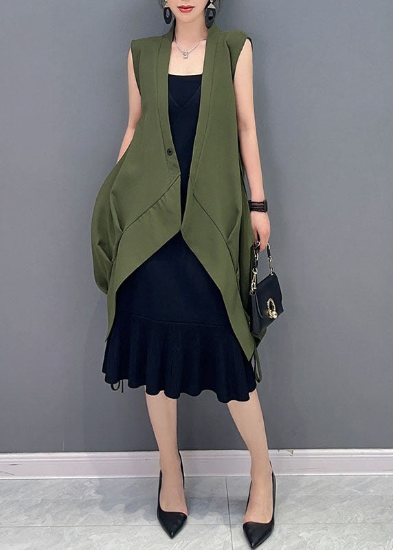 Well Tailored Garment with a Graceful Silhouette