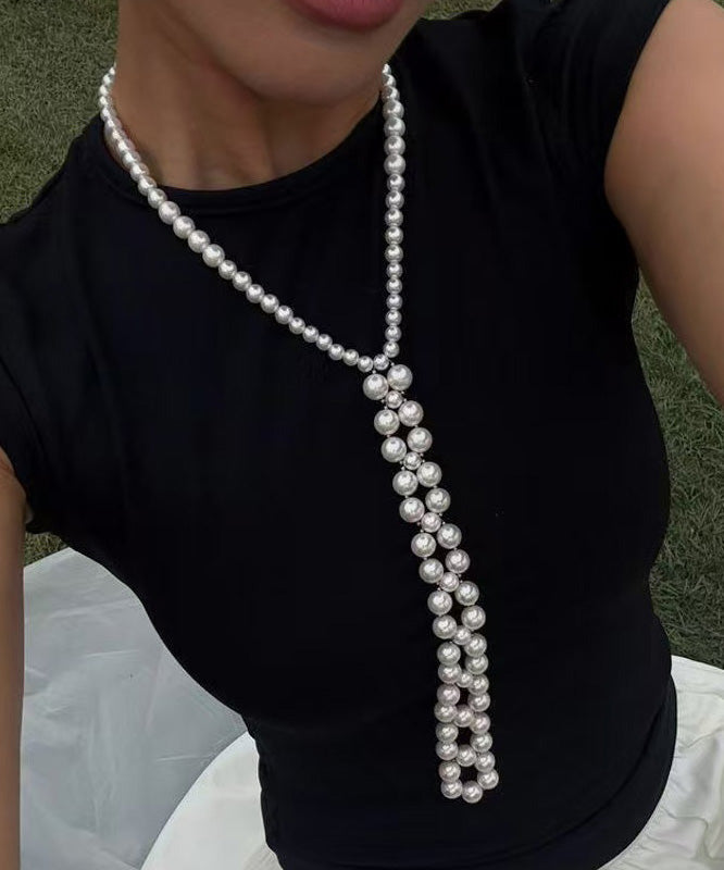 Beautiful Pearl Necklace with Unique Style