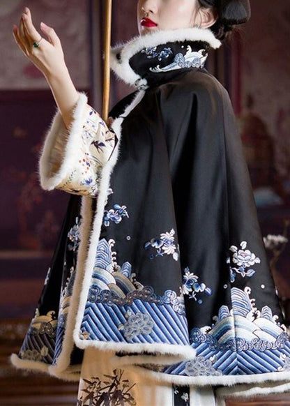 Elegantly Styled Coat for Everyday Wear
