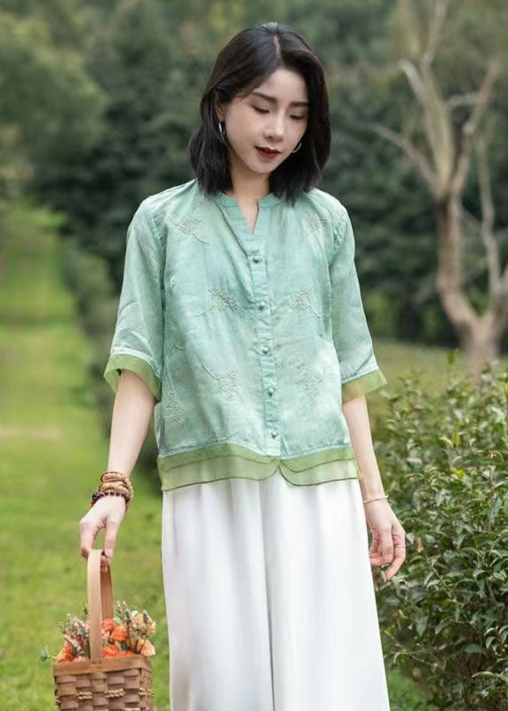 Classic Vintage & Enduringly Stylish Top