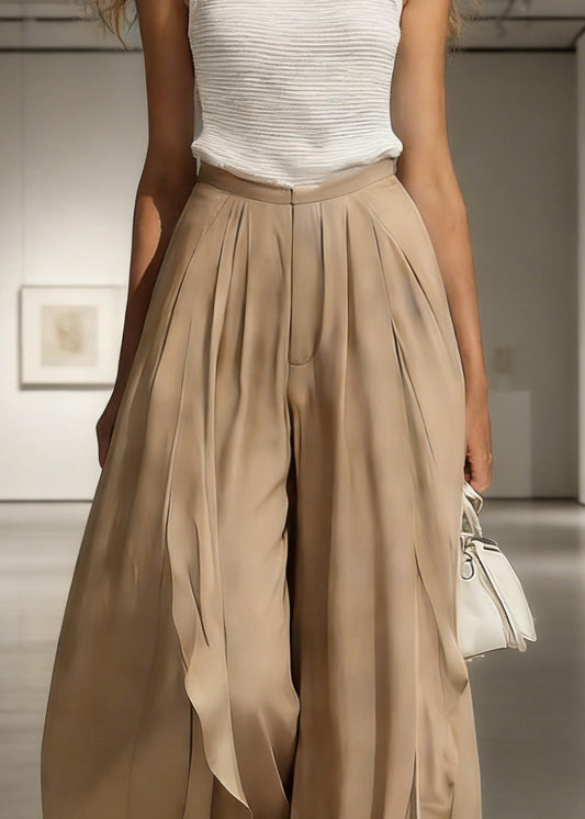 Classic Vintage Pants with a Flattering Fit