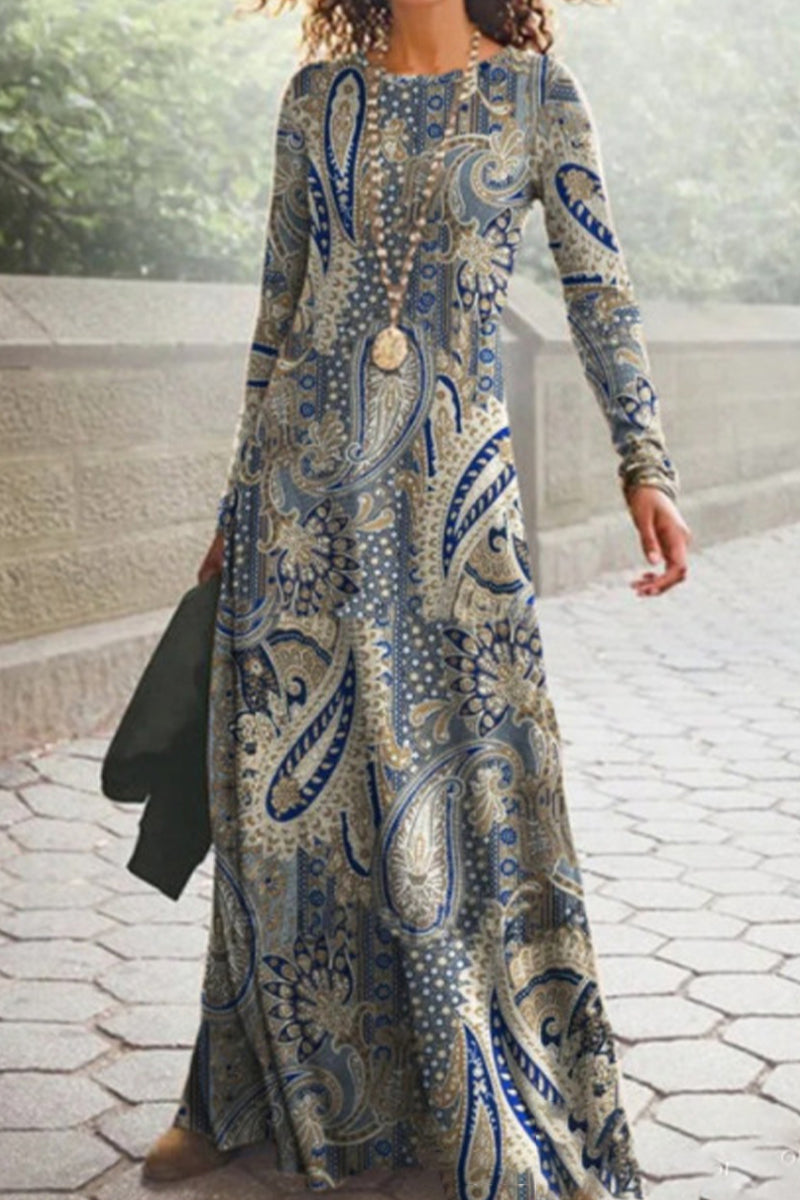 Classic Vintage & Enduringly Stylish Dress
