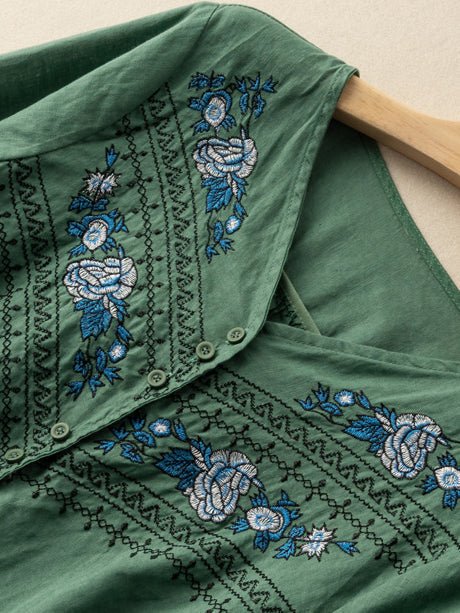 Effortlessly Elegant Shirt with a Timeless Design
