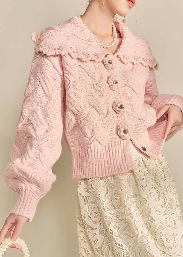 Beautifully Crafted Cardigan in a Classic Style