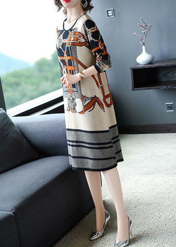 Well Tailored Sweater with a Graceful Silhouette