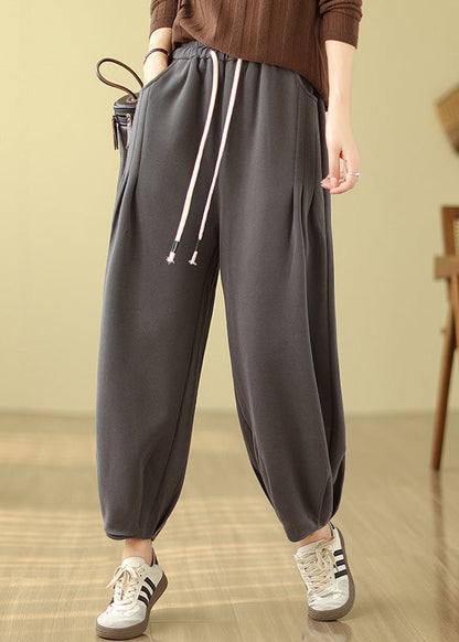 Elegantly Styled Pants for Everyday Wear