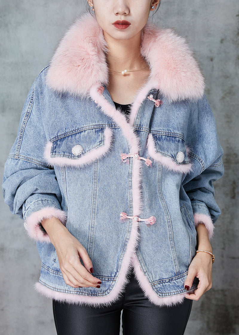 Elegantly Styled Jacket for Everyday Wear