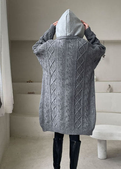Effortlessly Elegant Sweater with a Timeless Design