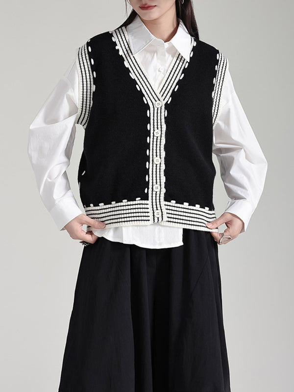 Effortlessly Elegant Garment with a Timeless Design