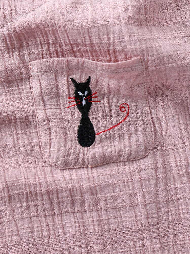 Classic Vintage T-Shirt with a Flattering Fit
