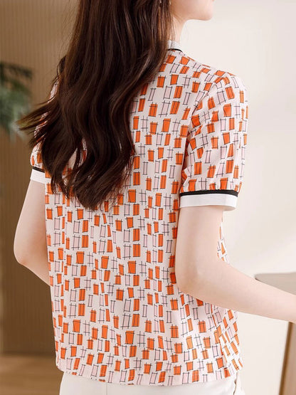 Classic Vintage Top with a Flattering Fit