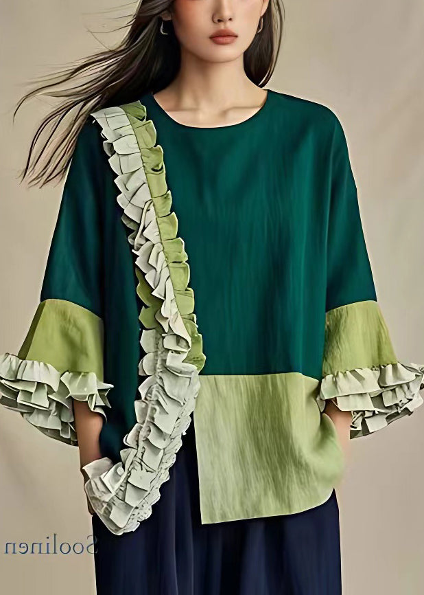 Well Tailored Top with a Graceful Silhouette